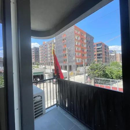 Apartment Leni Paskuqan